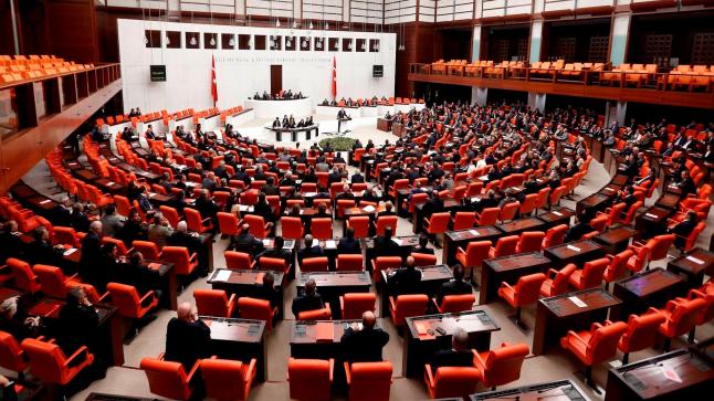 موافقة البرلمان التركي على تمديد حالة الطوارئ في البلاد