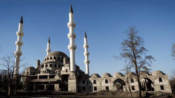 إنهاء بناء أكبر مسجد في آسيا الوسطى من طرف وقف الديانة التركي